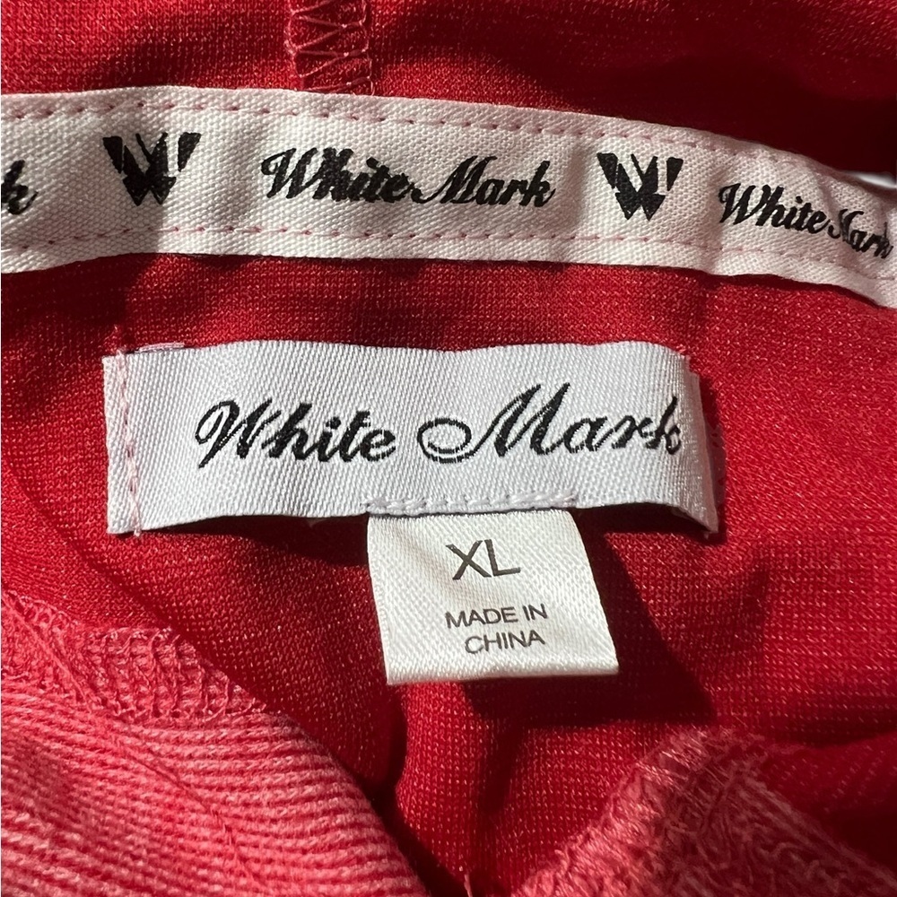 Casual and Lightweight Red Hooded Sweatshirt
Dress, size XL - Picture 10 of 15
